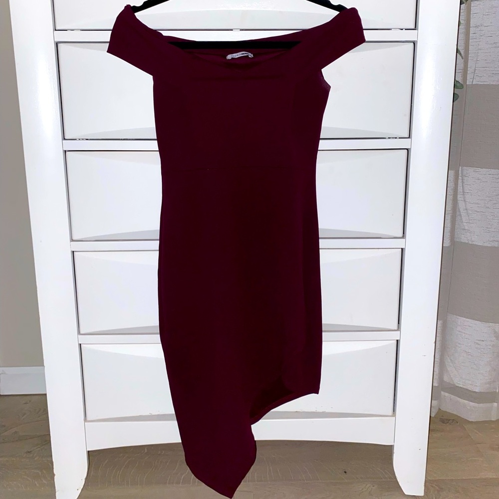 Fashion Nova, wine color, size Small. Worn twice. Asymmetrical.